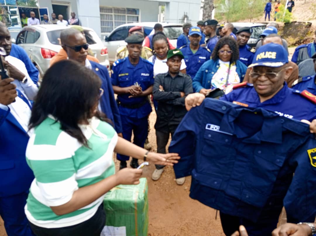 Julie Ngungwa le Gouverneur du Tanganyika